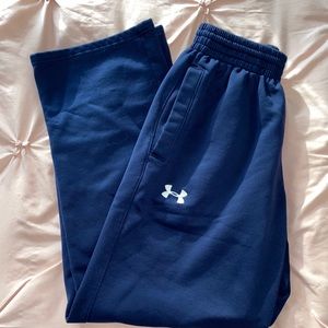 Heavyweight Under Armour Sweatpants: Size S